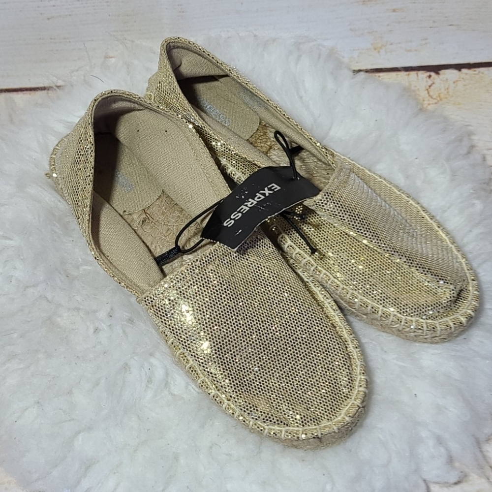 NWT Express gold glitter slip on flats shoes sz 6